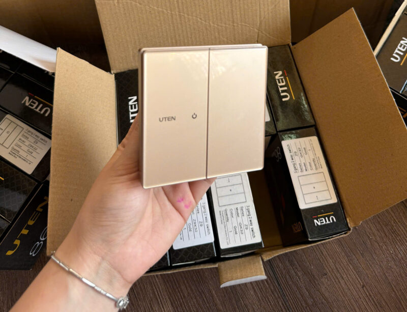 Bộ 2 Công Tắc Đảo Chiều Z9GK22