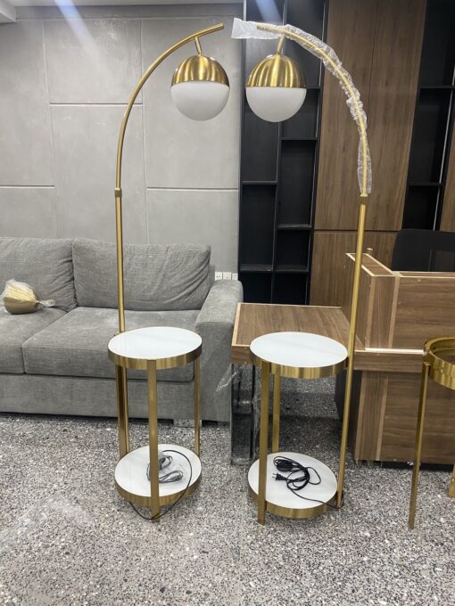 Đèn cây đứng xi vàng DD04K