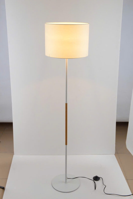 Đèn cây đứng trang trí DD3084