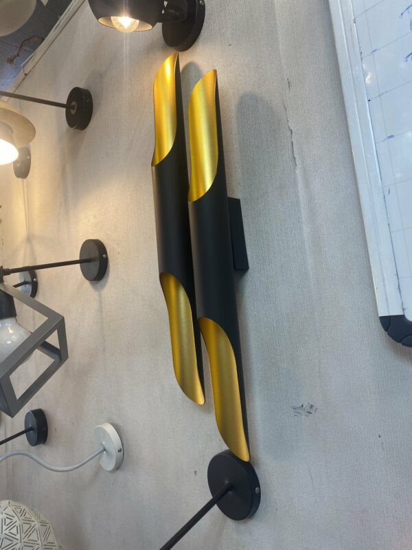 Đèn vách hiện đại VT25T2