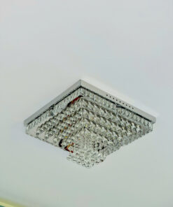 đèn trang trí nội thất của mọi nhà Đèn mâm pha lê OTPL6373