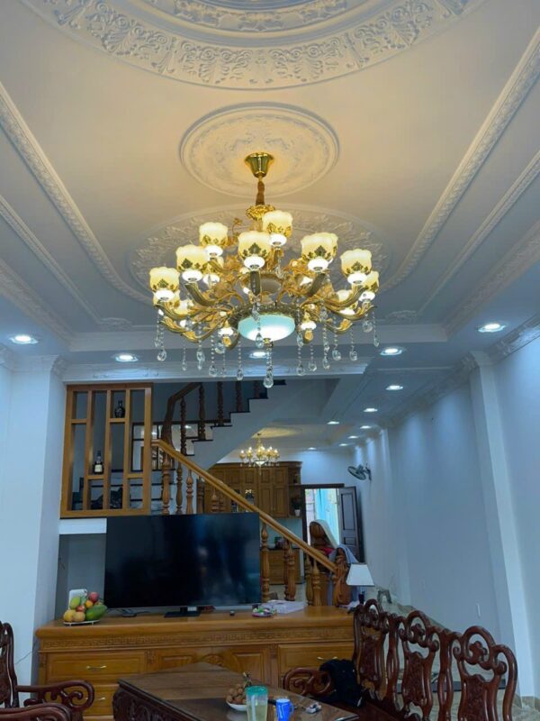 đèn trang trí nội thất của mọi nhà Đèn chùm nến pha lê CN-3072/18