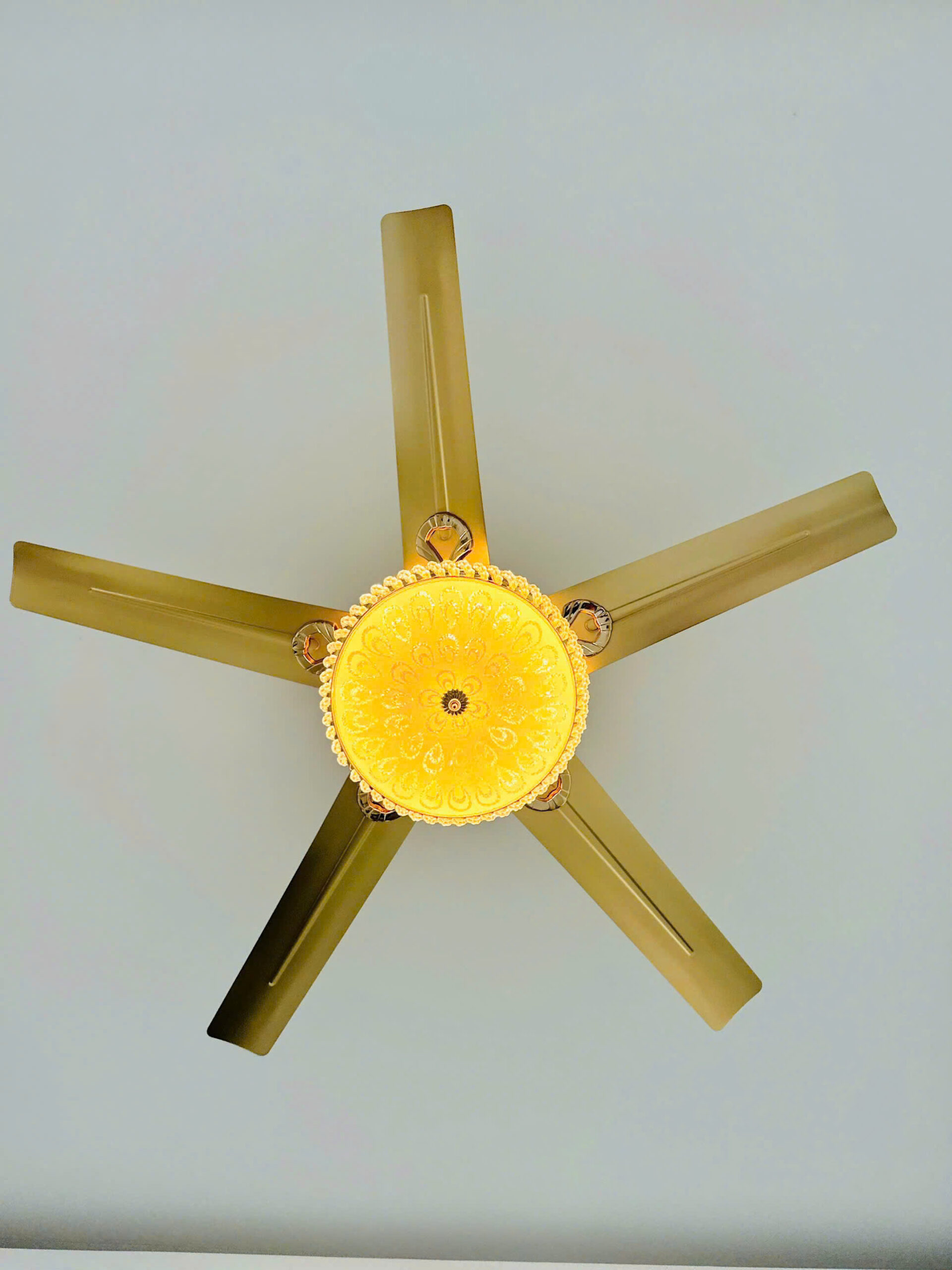 Quạt trần cánh sắt QT4801 Quạt trần cánh sắt QT4801