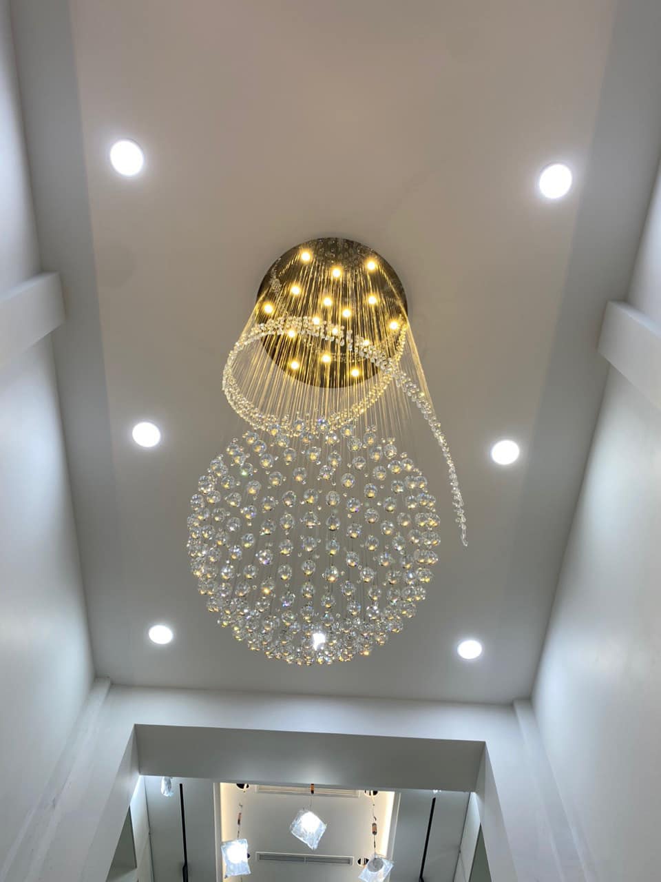 Đèn thả thông tầng CODE 8011 Đèn thả thông tầng CODE 8011