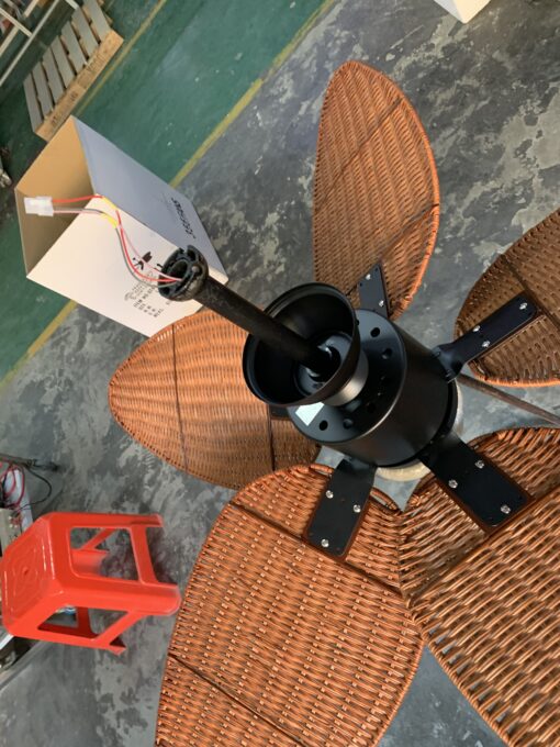 Quạt trần cánh cọ QT46