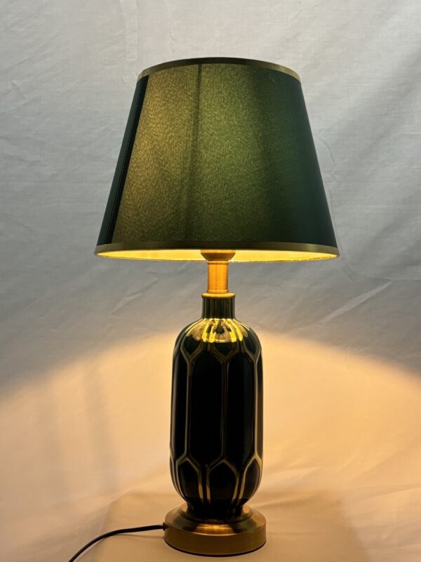 đèn trang trí nội thất của mọi nhà Đèn bàn hiện đại DB72 XANH LÁ