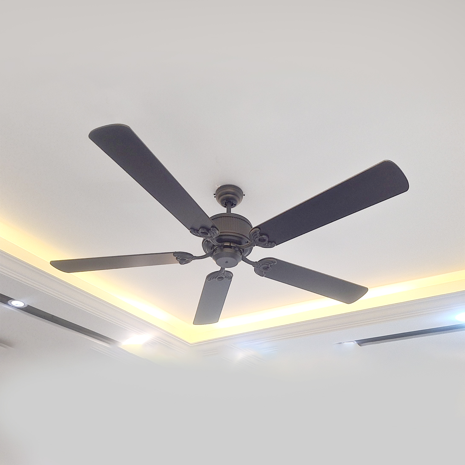 Quạt trần KAIYOKUKAN OKA 181 MBK Quạt trần KAIYOKUKAN OKA 181 MBK