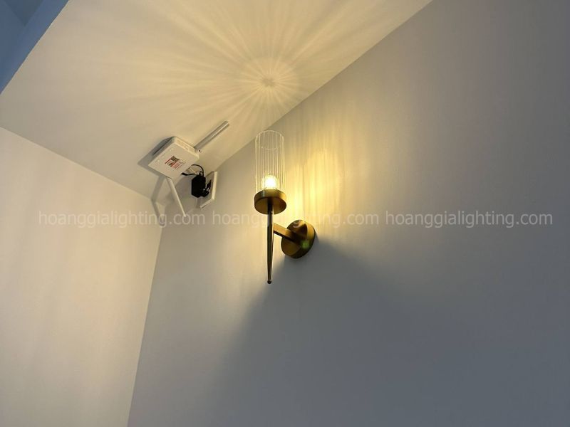 Mua Đèn Phòng Ngủ Treo Tường Tại Hoàng Gia Lighting