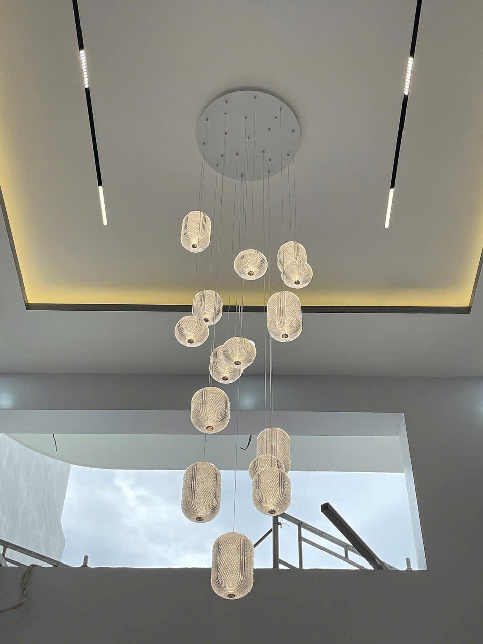 Đèn thả thông tầng TH-0808 Đèn thả thông tầng TH-0808