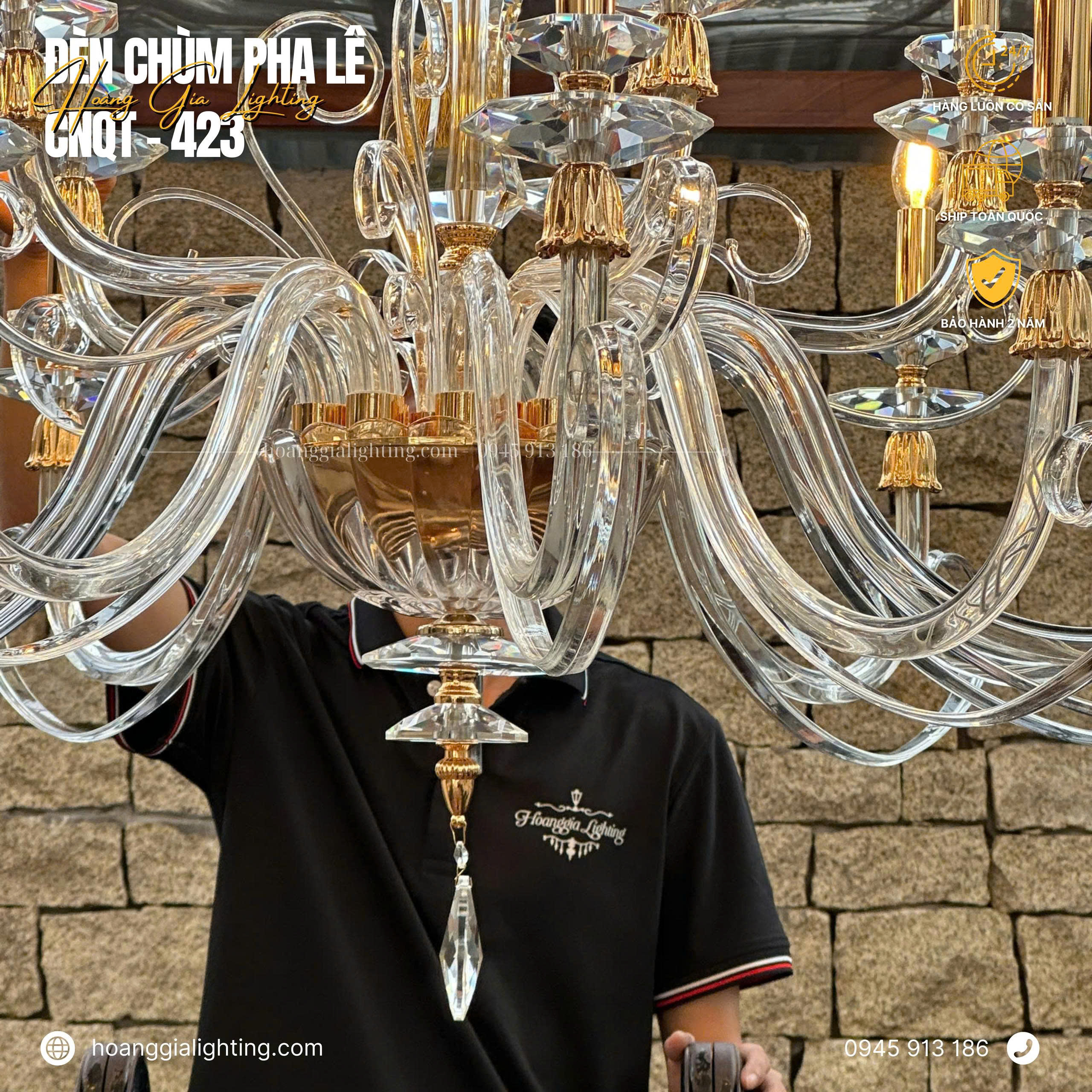 z7273990664799_4854f09f0fba3208c55dc3ff2a93ffec den-trang-tri
