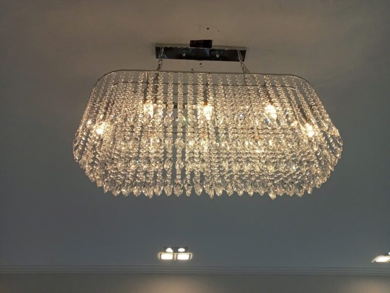 đèn trang trí nội thất của mọi nhà Đèn thả pha lê TPL8819N800