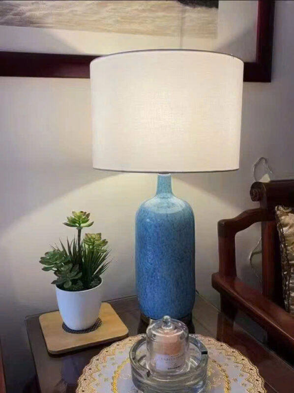 đèn trang trí nội thất của mọi nhà Đèn để bàn DB102
