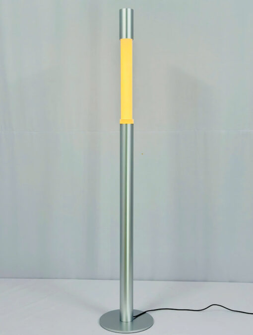 Đèn cây đứng tăng giảm ánh sáng DD08