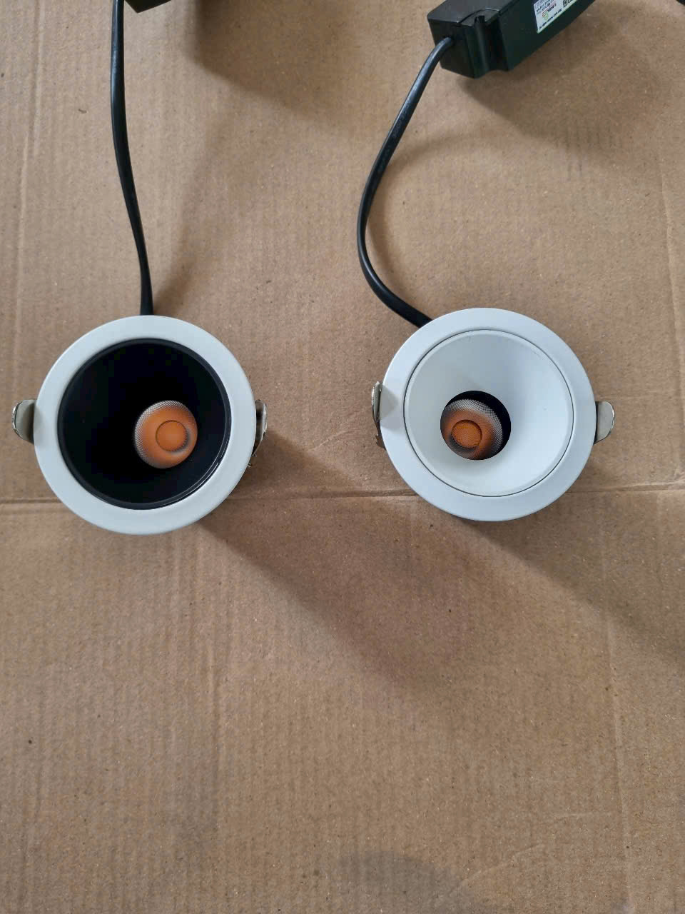 Đèn led âm trần rọi chóa sâu ZIRCON có viền Đèn led âm trần rọi chóa sâu ZIRCON có viền