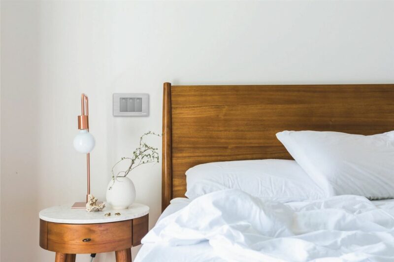 bố trí ổ cắm công tắc phòng ngủ