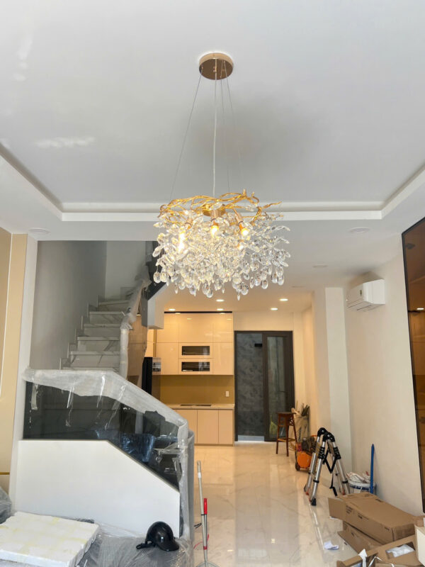 đèn trang trí nội thất của mọi nhà Đèn thả pha lê TPL07T800