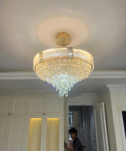 đèn trang trí nội thất của mọi nhà Đèn thả pha lê TPL326T800