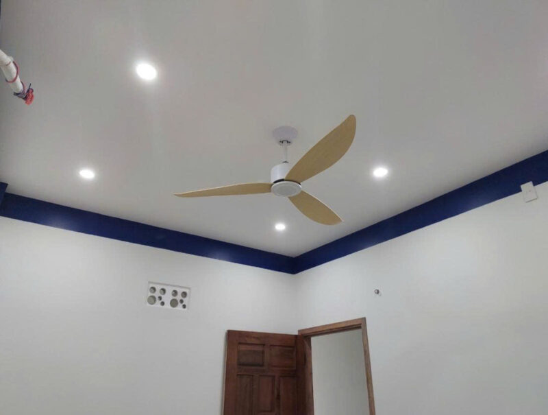 đèn trang trí nội thất của mọi nhà Quạt trần cánh nhựa QViFa-400/Vàng