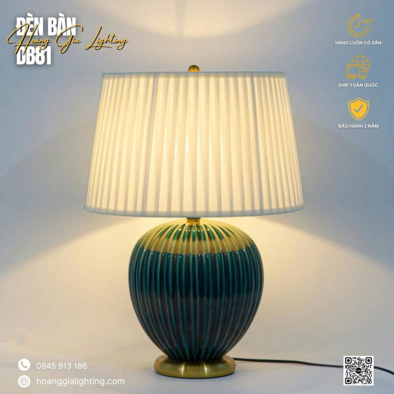 Đèn bàn hiện đại DB81